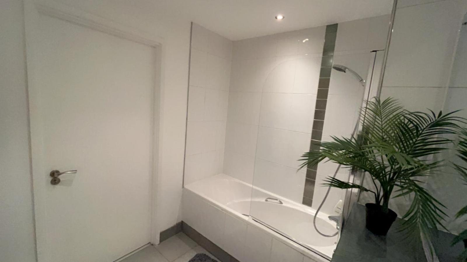 Central 2Bed 2Bath مانشستر المظهر الخارجي الصورة